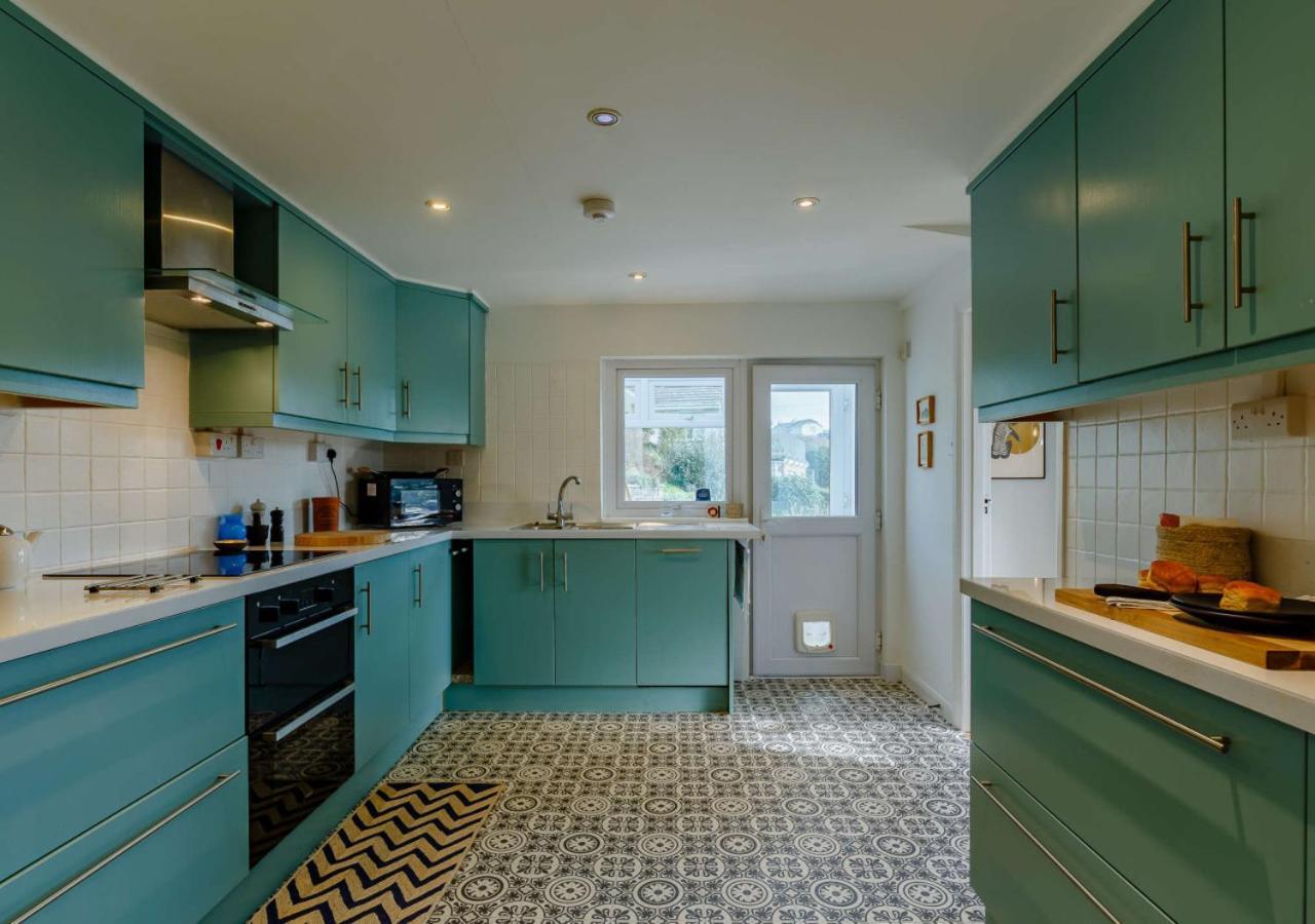 Villa Dene Court à Mawgan Porth Extérieur photo
